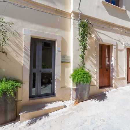 Home Sud Home Guest House Noto Kültér fotó